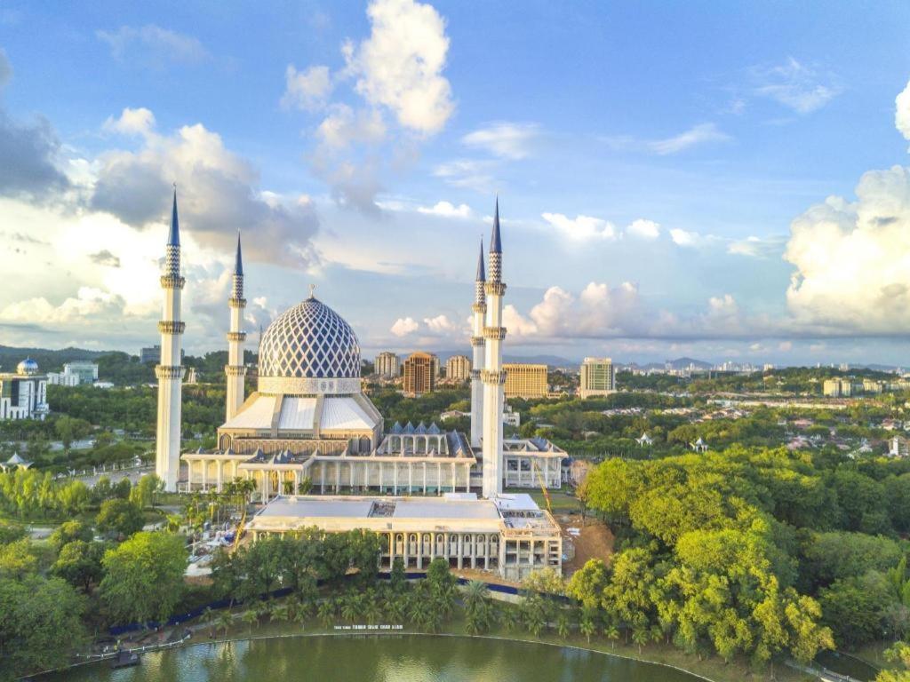 Hotel Meria Shah Alam Exterior foto